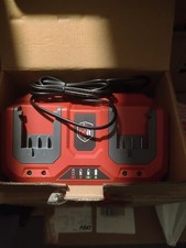  Doppel-Schnellladegerät für